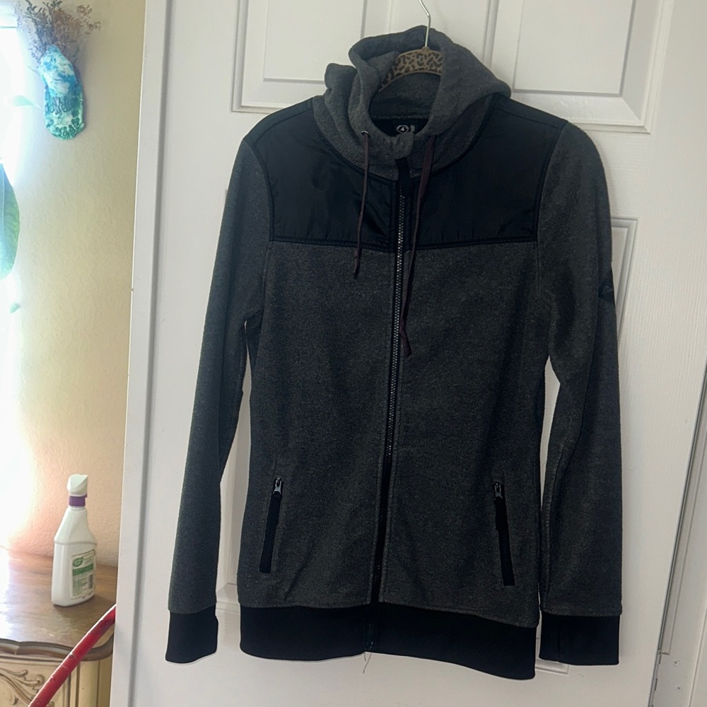 686 Charcoal and Black Fleece Jacket